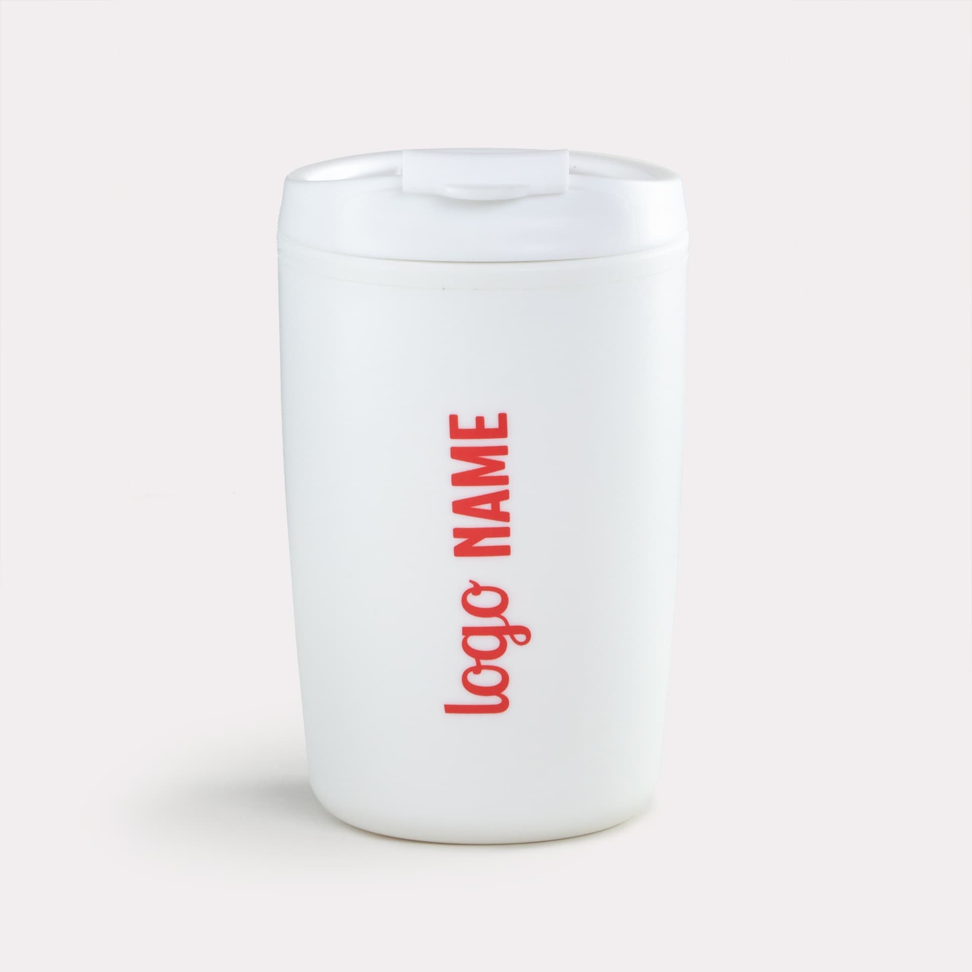 Becher mit flip deckel