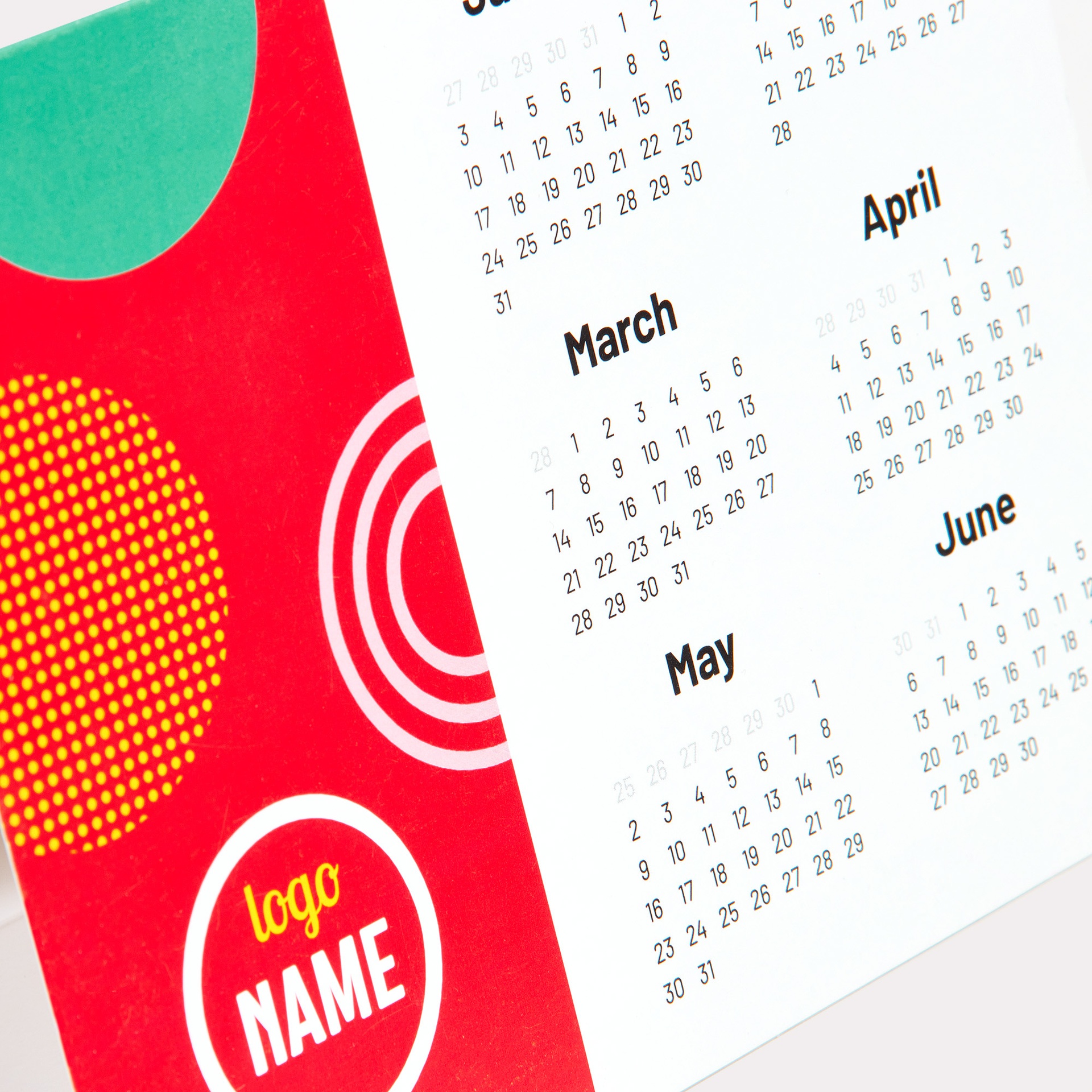 Tent-card-desk-calendar-detail-2