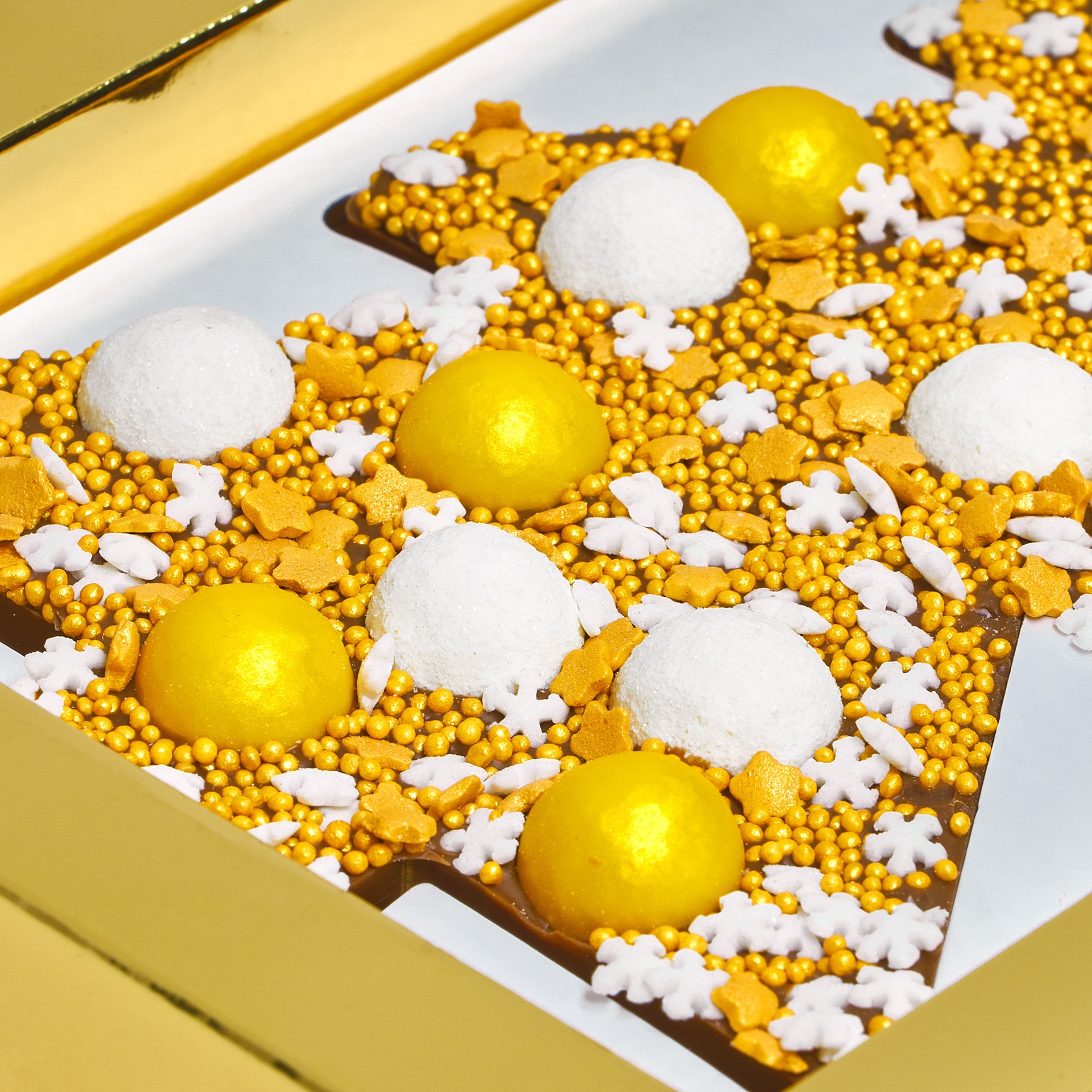 Chocoladeletter goud kerst detail (1)