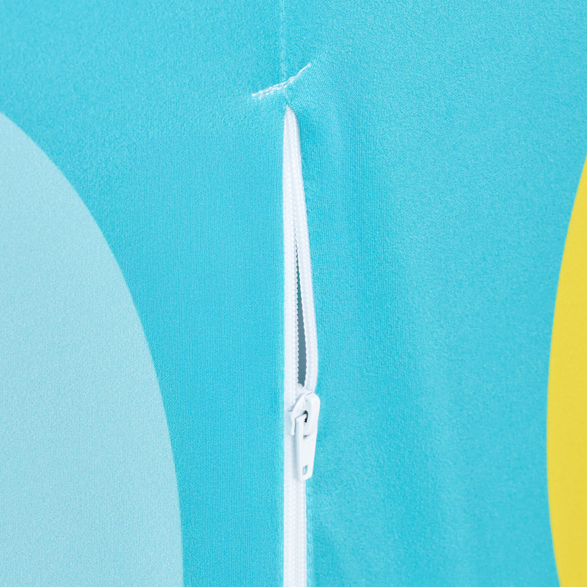 Counter-square-zipper-Open