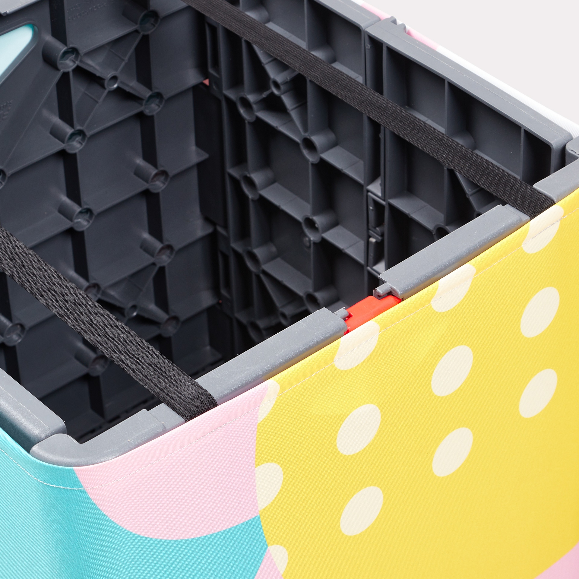 Flatcubes-detail-elastic