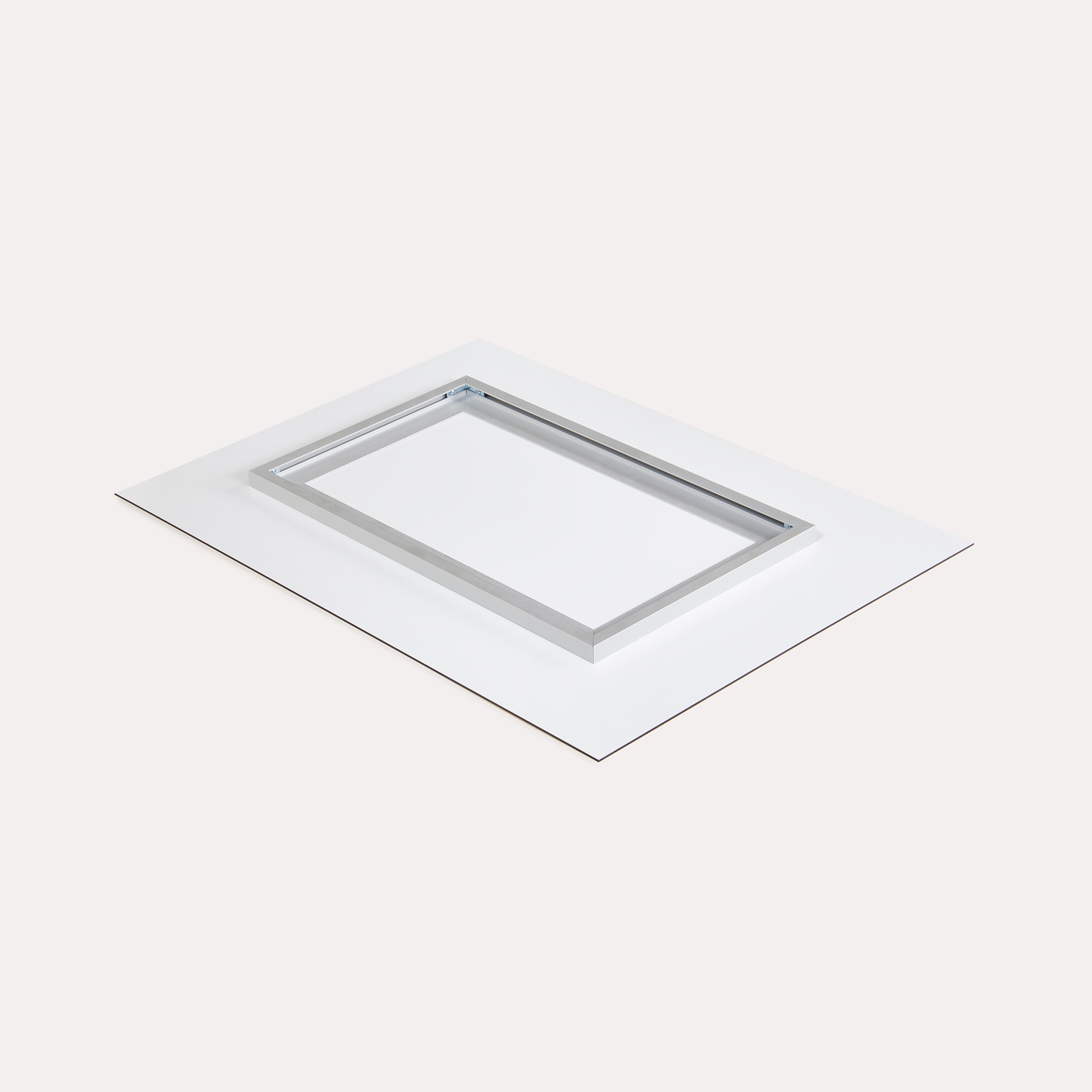 hanging-aluminum-frame