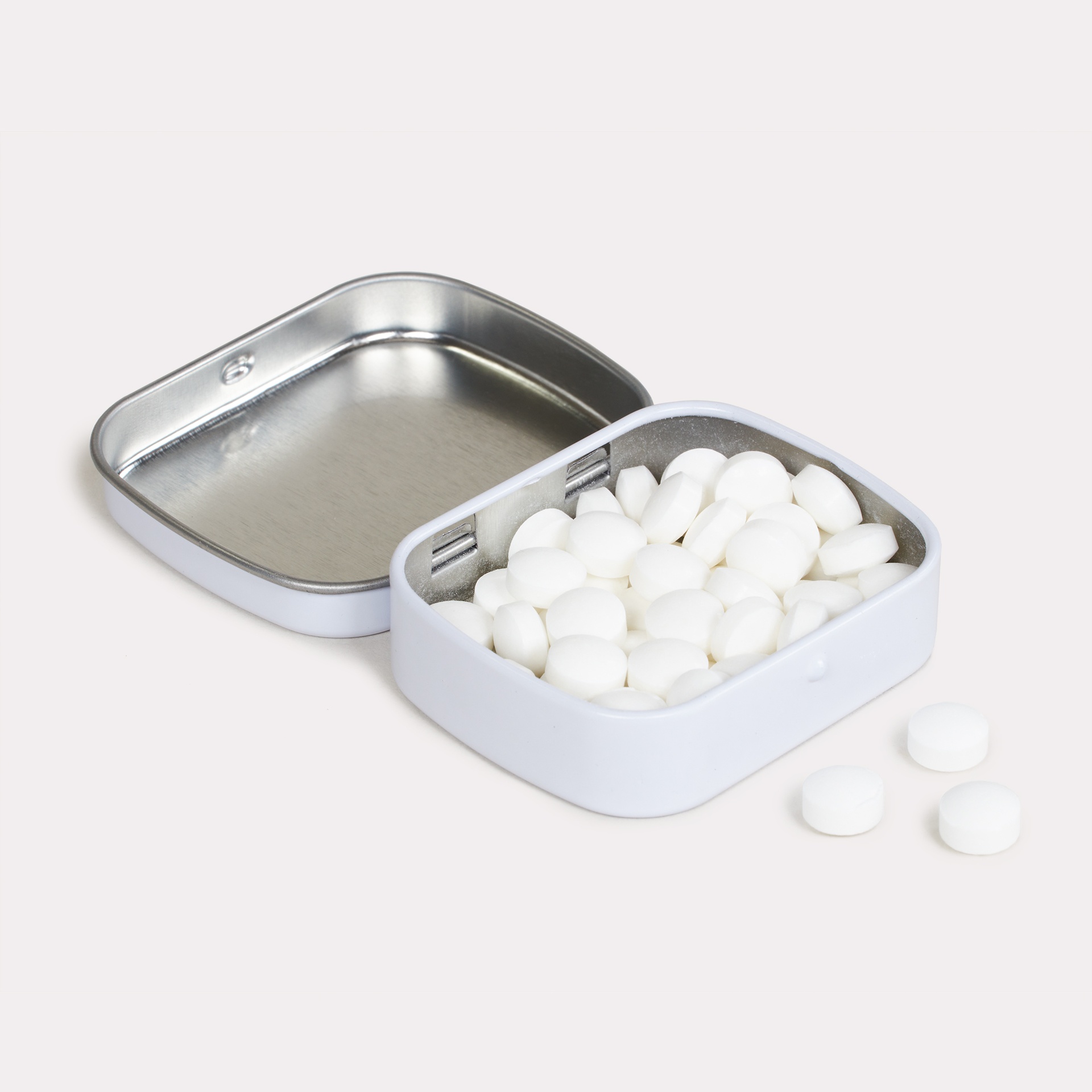 Hinge-can open white