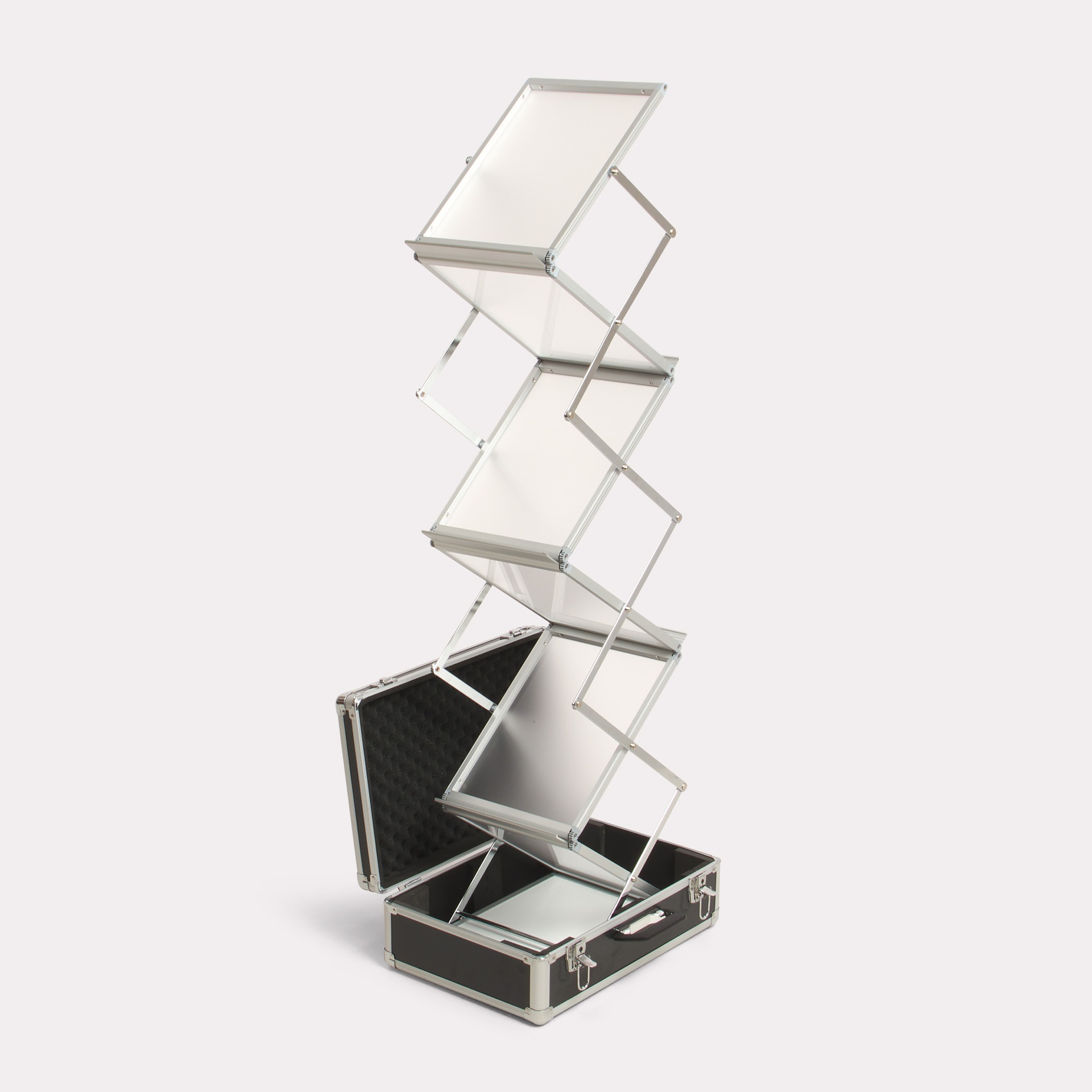 Brochureholders suitcase C