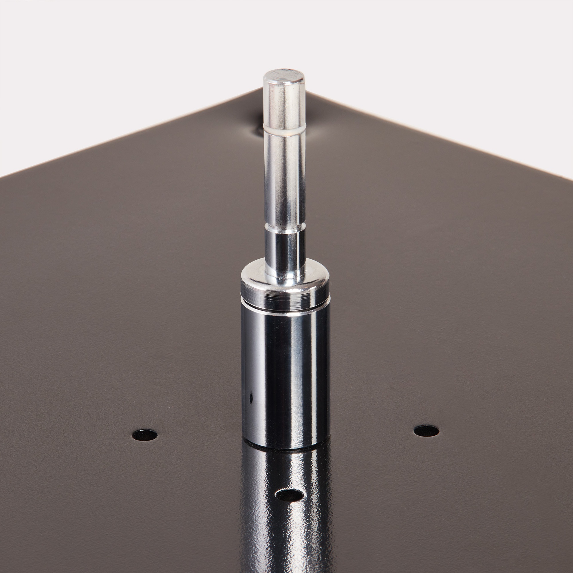 Baseplate-heavy-detail