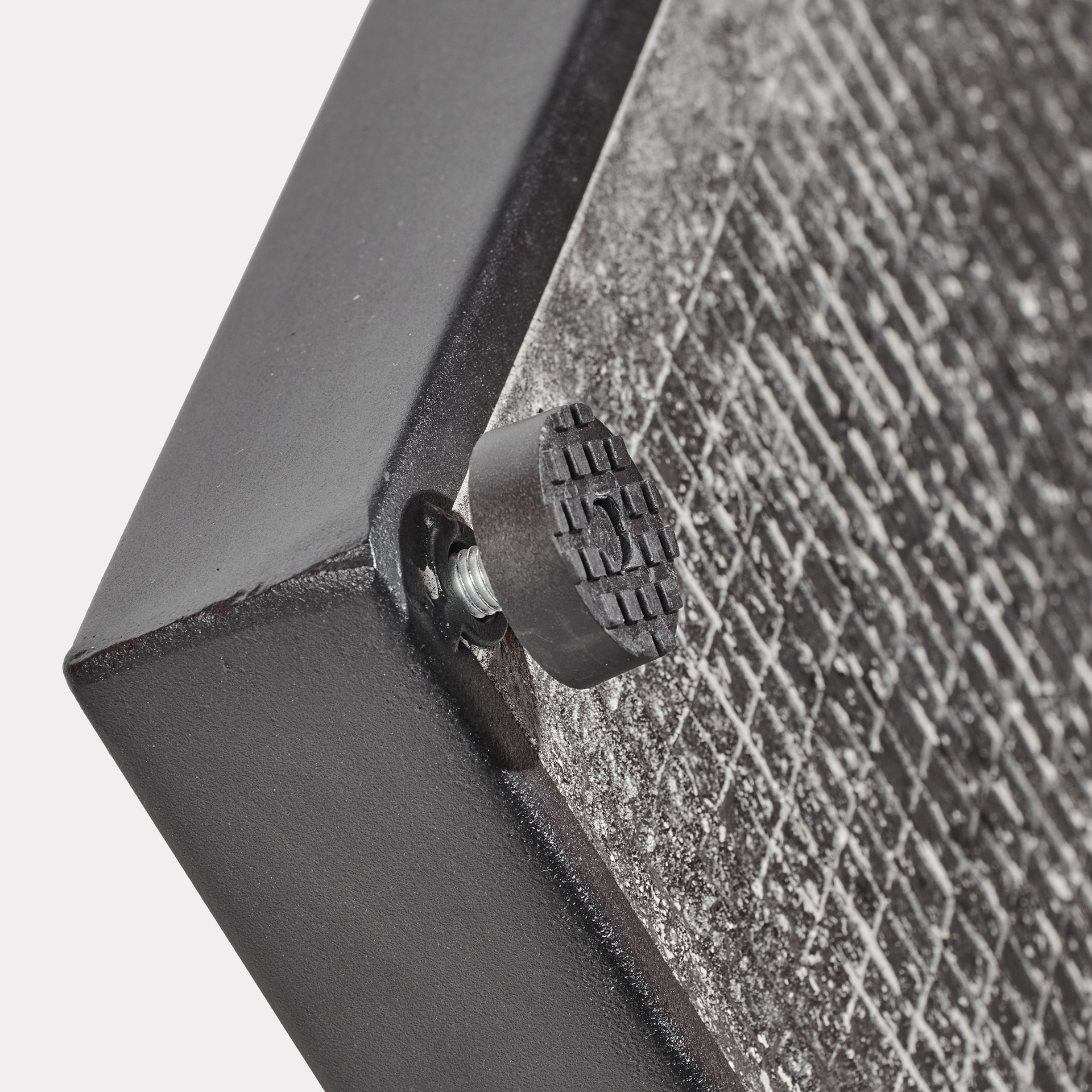 Parasol B base detail 1
