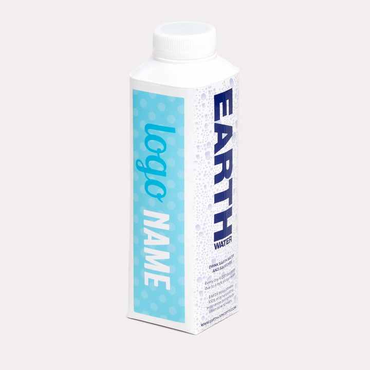 Wasserflasche aus Karton